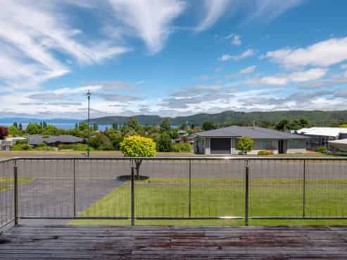6 Kestrel Lane, Kinloch