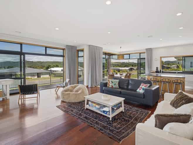 6 Kestrel Lane, Kinloch