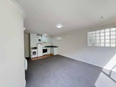 4E/57  Boulcott St, Te Aro