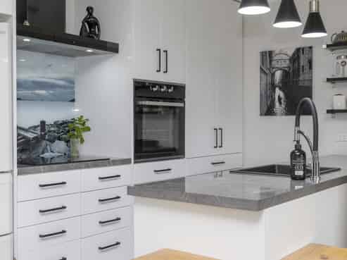 6 Turangitukua Terrace, Whareroa