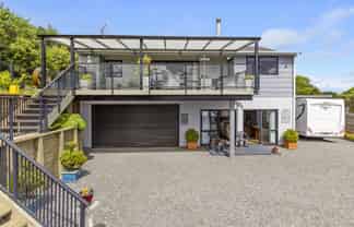 6 Turangitukua Terrace, Whareroa