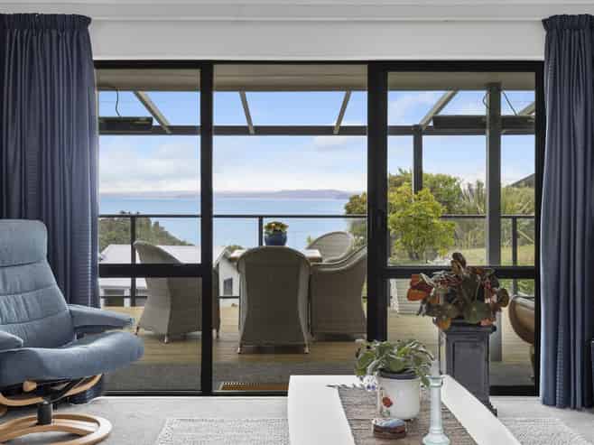 6 Turangitukua Terrace, Whareroa