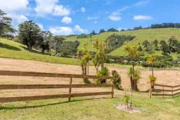 21 Martin Road, OMAPERE