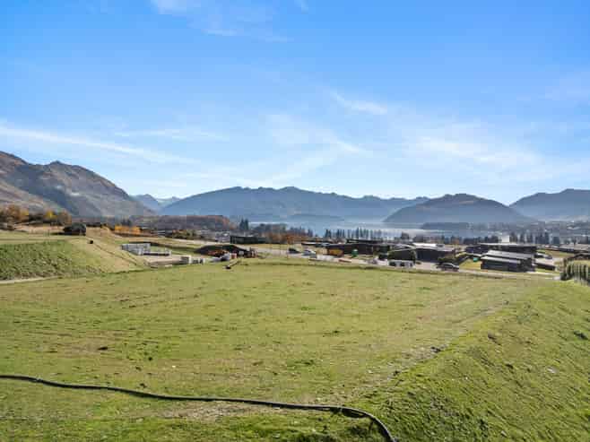 81 West Meadows Dr, Matuhituhi Subdivision, Wanaka