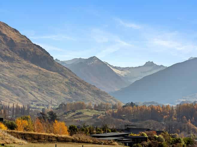 81 West Meadows Dr, Matuhituhi Subdivision, Wanaka