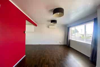 2/14 Whitmore Road, Mount Roskill