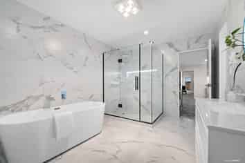 15 Downpatrick Drive, Flat Bush