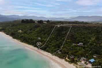 87 Beach Road, Collingwood