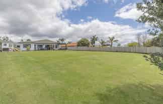 1162 East Coast Road, Kaiaua
