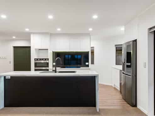 1162 East Coast Road, Kaiaua