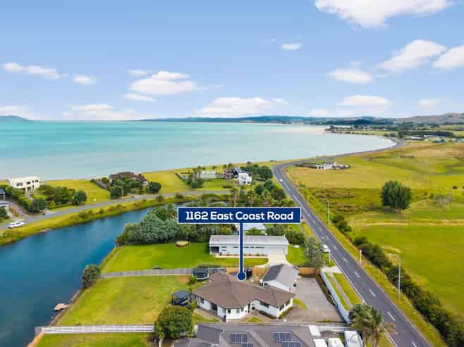 1162 East Coast Road, Kaiaua