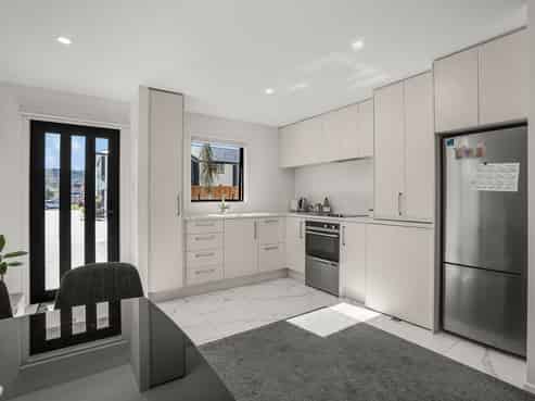 1/320 Oxford Terrace, Avalon