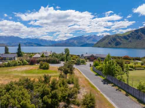 33 Penrith Park Drive, Wanaka