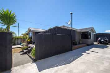 470 Pages Road, Aranui