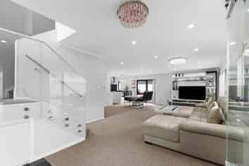 9 Pembroke Street, Papatoetoe