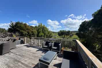 439 Sea View Road, Onetangi