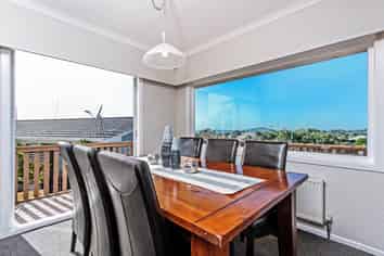 5 Windsor Place, Mairangi Bay