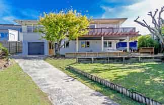 5 Windsor Place, Mairangi Bay