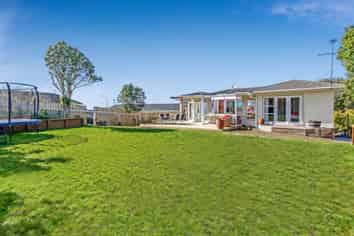 5 Windsor Place, Mairangi Bay