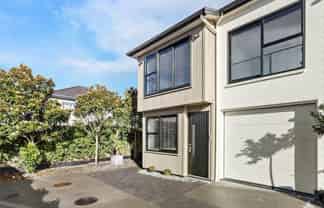 28F Fernleigh Avenue, Royal Oak