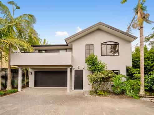 3C Tipene Place, Meadowbank