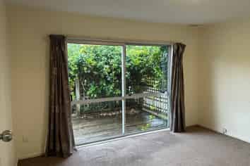 71 Kemp Road, Massey