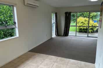 71 Kemp Road, Massey