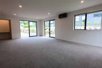 31 Sycamore Grove, Vogeltown