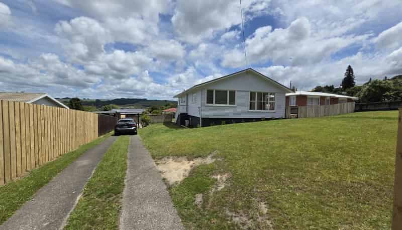 56 Thomas Crescent, Henderson