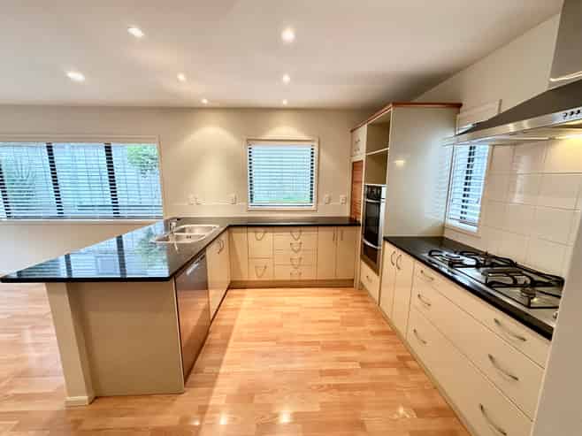 50 Rawhitiroa Road, Kohimarama