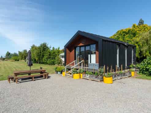 Greytown Honey - 58 Moroa Road