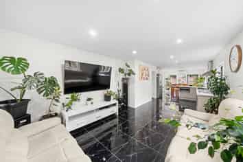 5E James Road, Manurewa