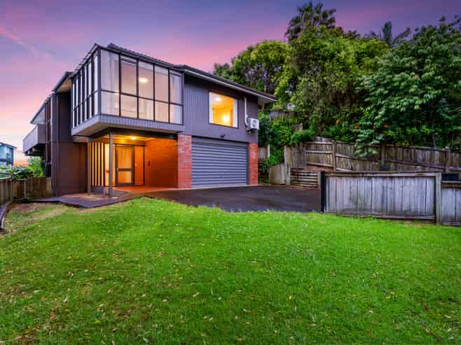 6 Valley Road, Browns Bay