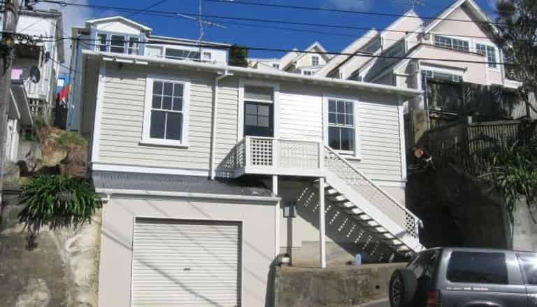 12 Myrtle Crescent, Mount Cook