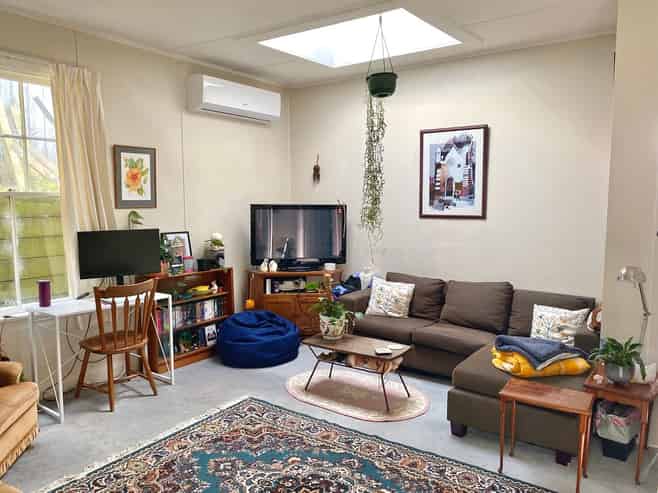 12 Myrtle Crescent, Mount Cook