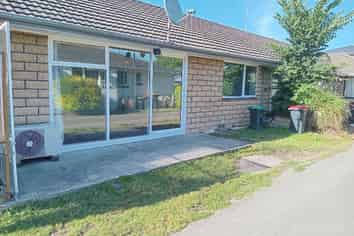 2/15 Harakeke Street, Riccarton