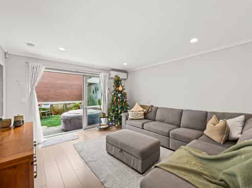 9 Akeake Lane, Manurewa