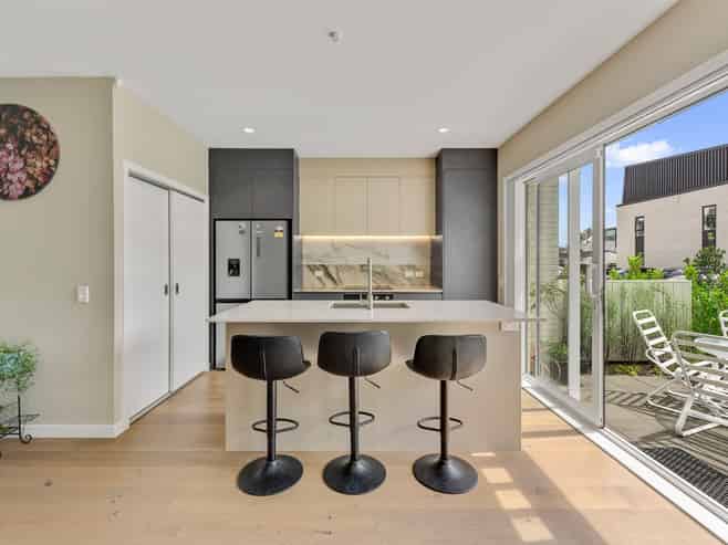 14/245 Kepa Road, Mission Bay