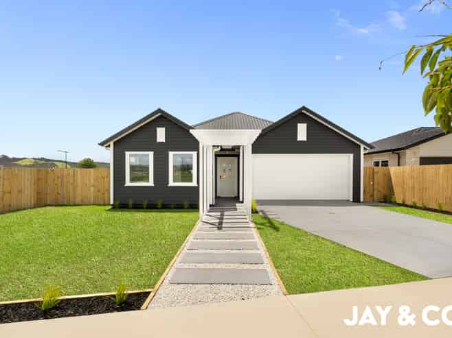 20 Karahui Road, Clevedon