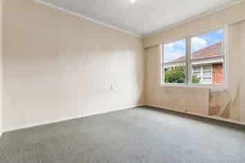 2/28 Mckean Avenue, Manurewa