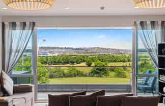 15/63 Kestev Drive, Flat Bush