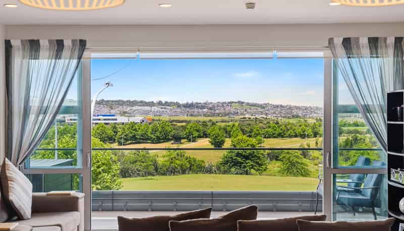 15/63 Kestev Drive, Flat Bush