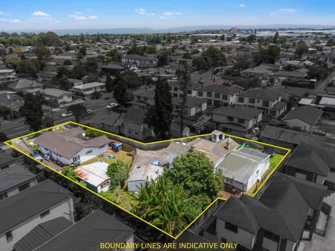 121A & 123 Russell Road, Manurewa