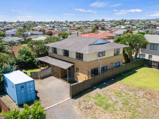 9 Samara Place, Clendon Park