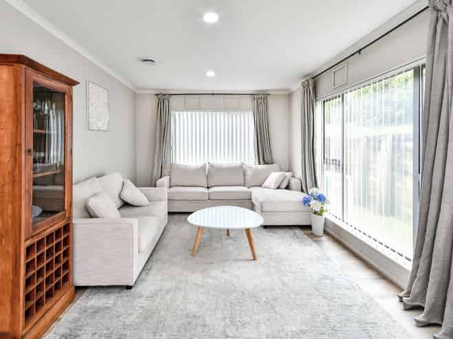 53 Saralee Drive, Manurewa