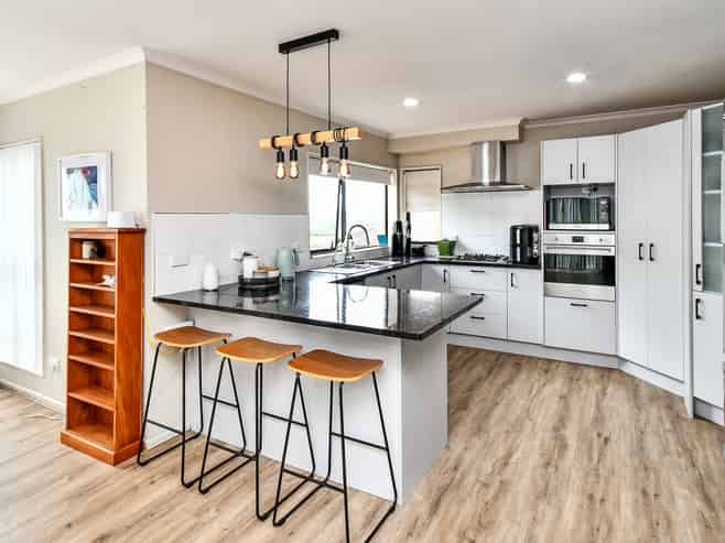 53 Saralee Drive, Manurewa