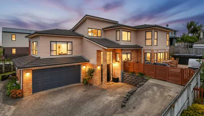 53 Saralee Drive, Manurewa