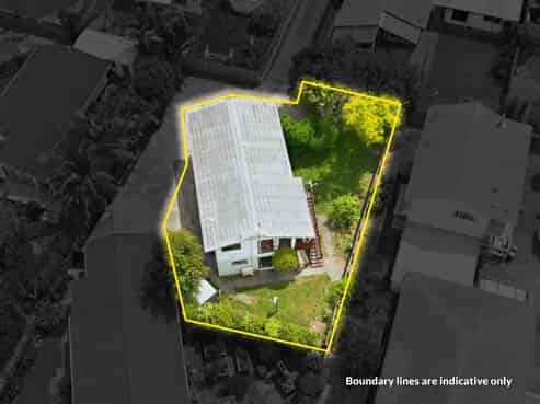 1/8 Chichester Drive, Rosehill