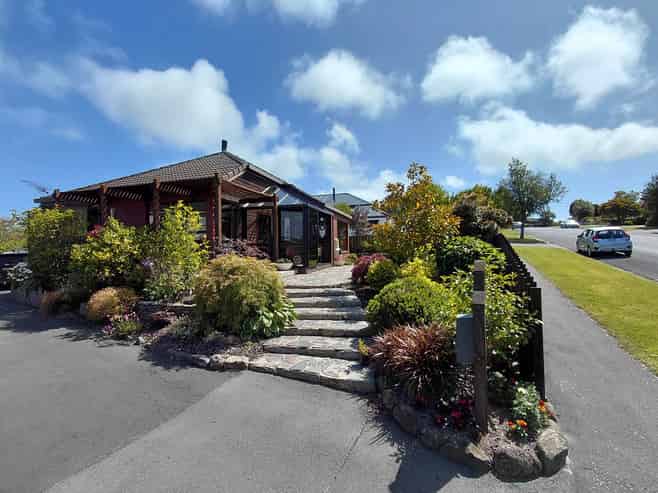 64 Walton Park Avenue, Fairfield