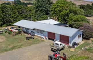 1002 Te Akau Road, Raglan